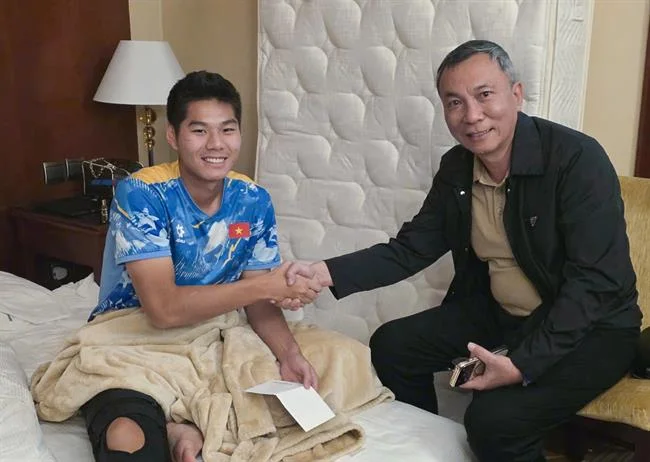 Kiểm soát truy cập nghiêm ngặt